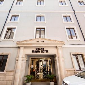 Midway Hotel Baku
